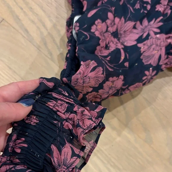 Lulu's Pink Floral Off Shoulder Ruffle Lurex Maxi Dress M - Picture 5 of 9